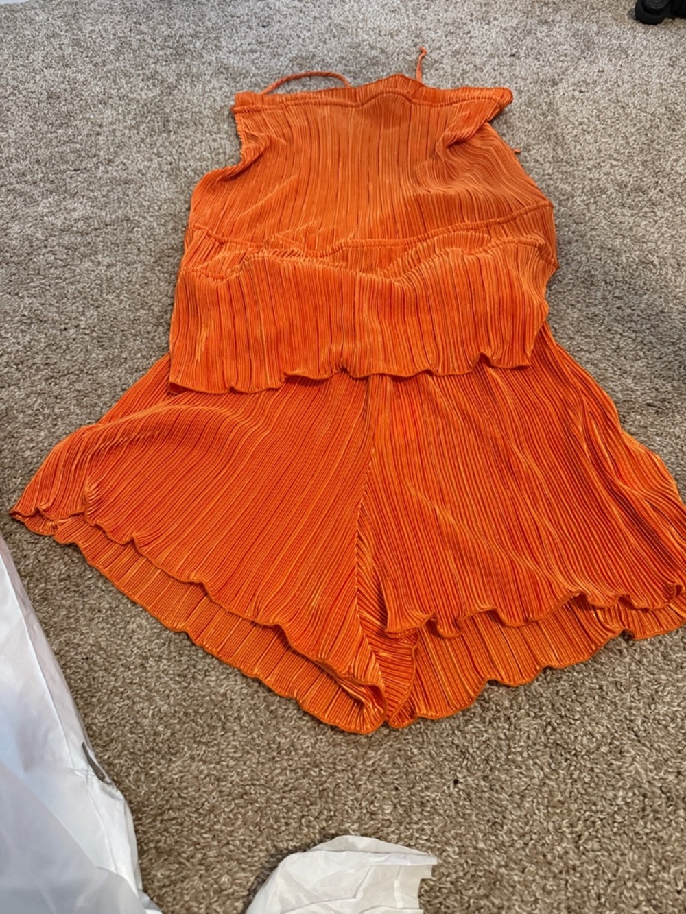 Fashion Nova Orange Pleated High-Waist Shorts Set